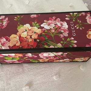 Gucci Flora Slides AUTHENTIC